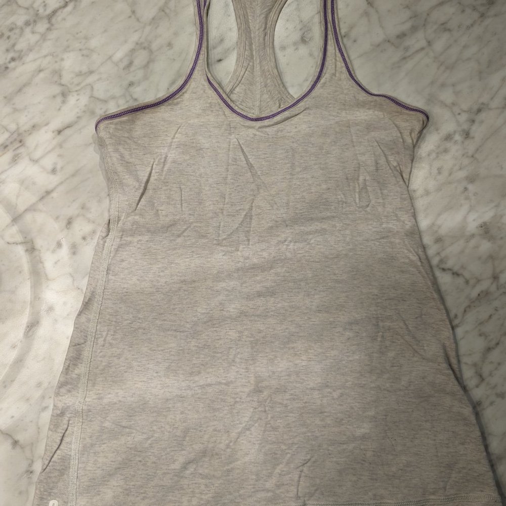 Lululemon reversible racerback tank top light heather grey Women size 8